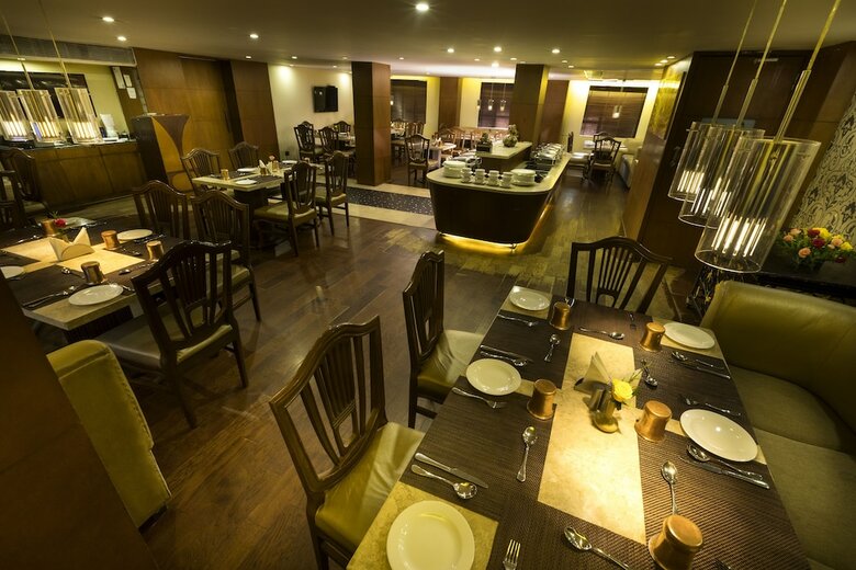 Hotel Grand Residence