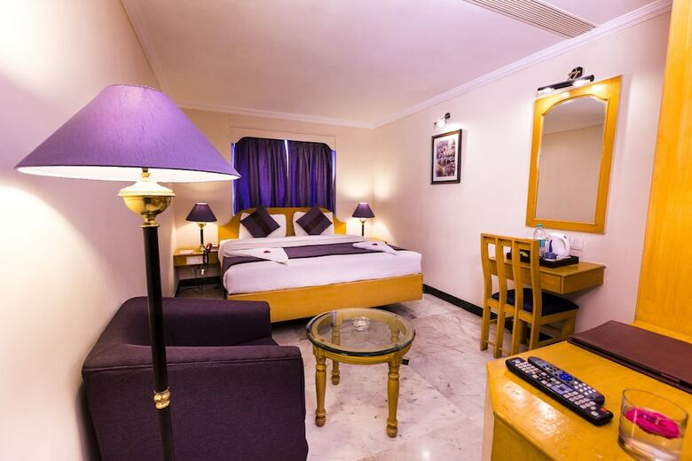 Hotel Grand Residence