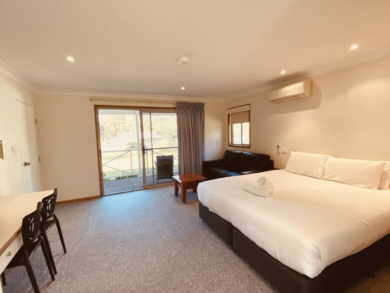 Hotel Cam-way Estate