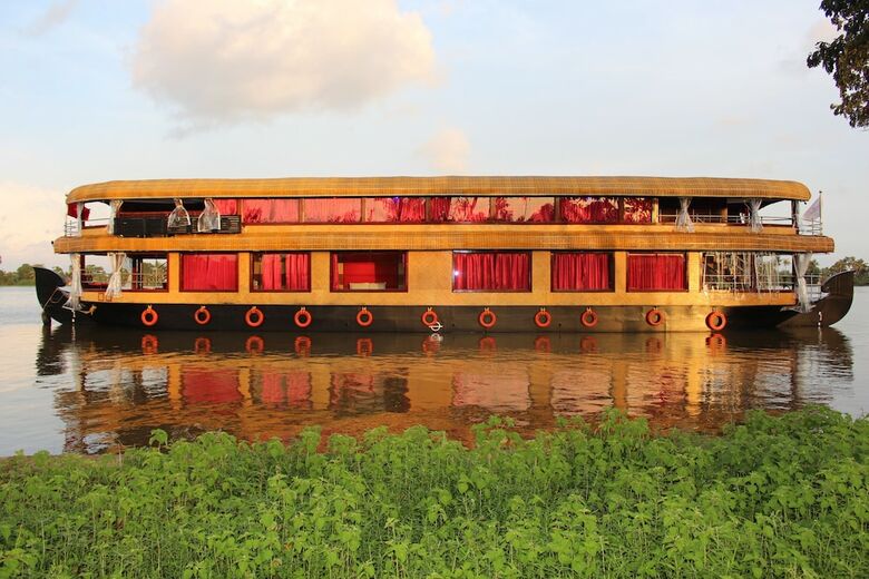Hotel Ramada By Wyndham Alleppey