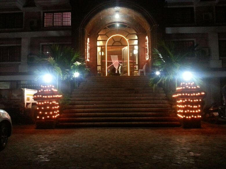 Hotel The Rivasa Resort