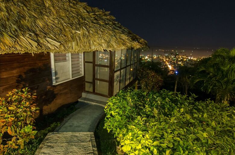 Hotel Cahal Pech Village Resort