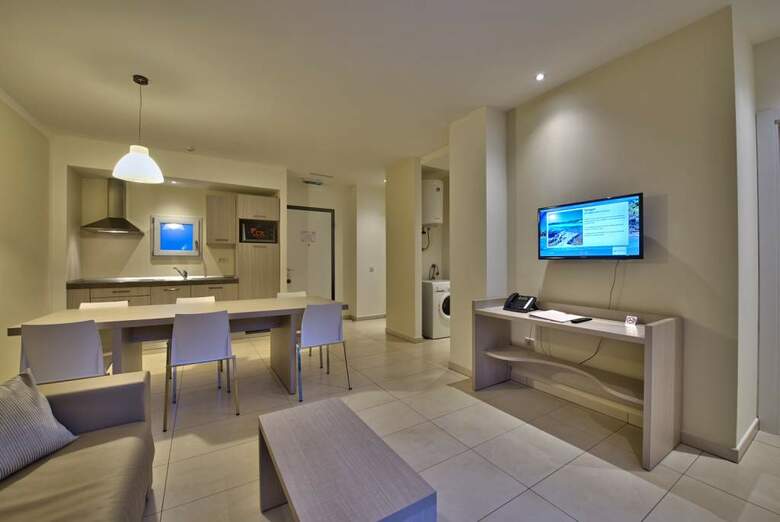 Crvena Luka Hotel & Resort