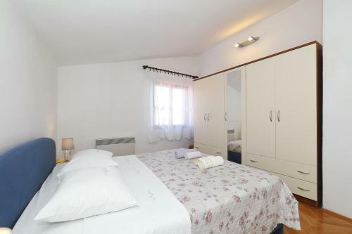 Apartments Vedrana