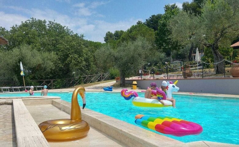 Camping Villaggio Cerquestra