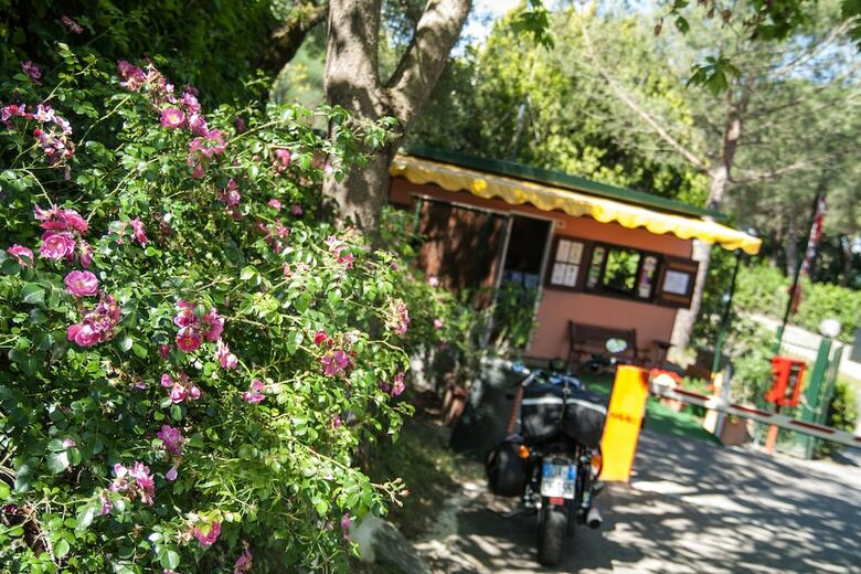 Camping Villaggio Cerquestra
