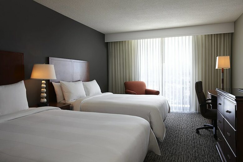 Hotel Key Bridge Marriott