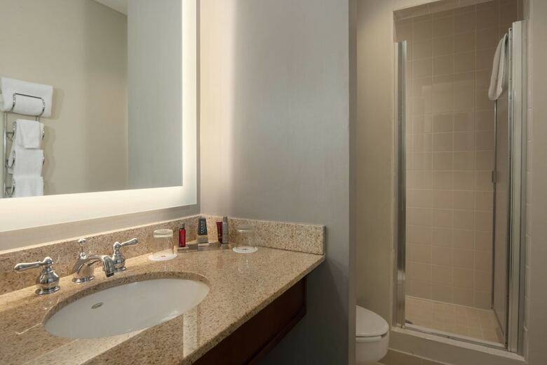 Hotel Key Bridge Marriott