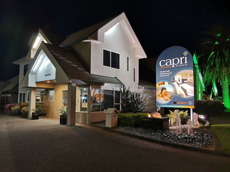 Motel Capri On Fenton