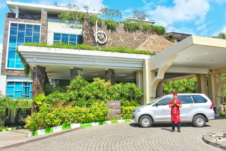 B Hotel Bali & Spa