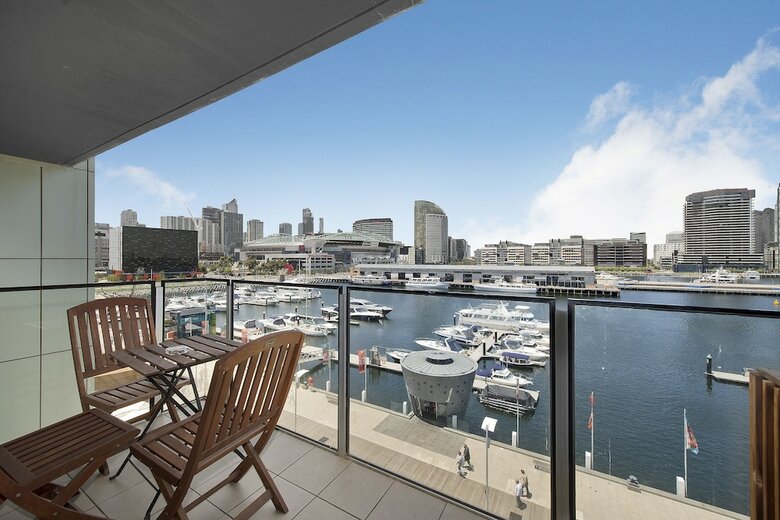 Docklands Private Collection Of Apartments - Newquay