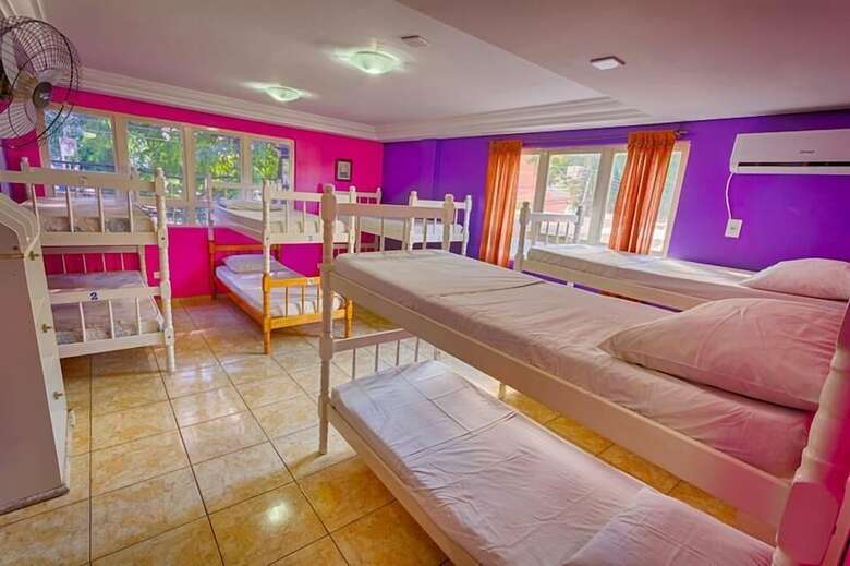 Hostal Katharina House Hostel