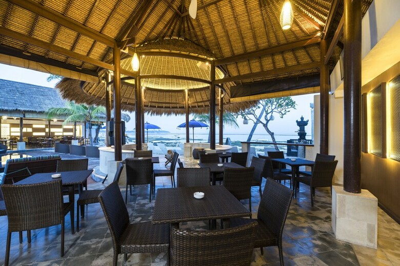 Apartamento Lembongan Beach Club And Resort