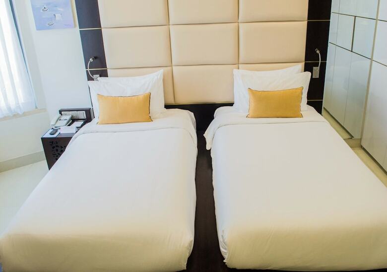 Holiday Beach Danang Hotel & Resort