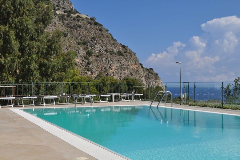 Apartamentos Villa Santa Barbara