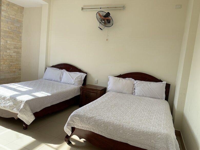 Oyo 1002 Champa Lang Co Hotel