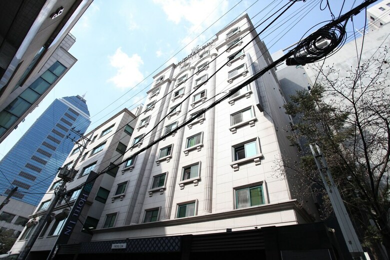Lin Hotel