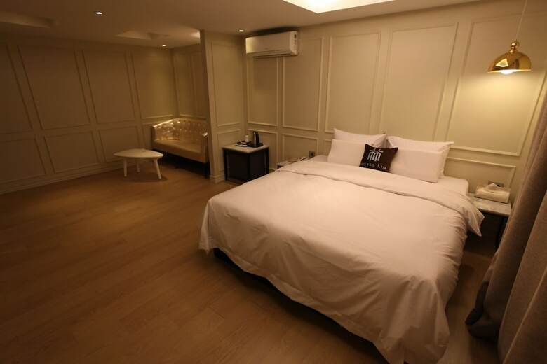 Lin Hotel