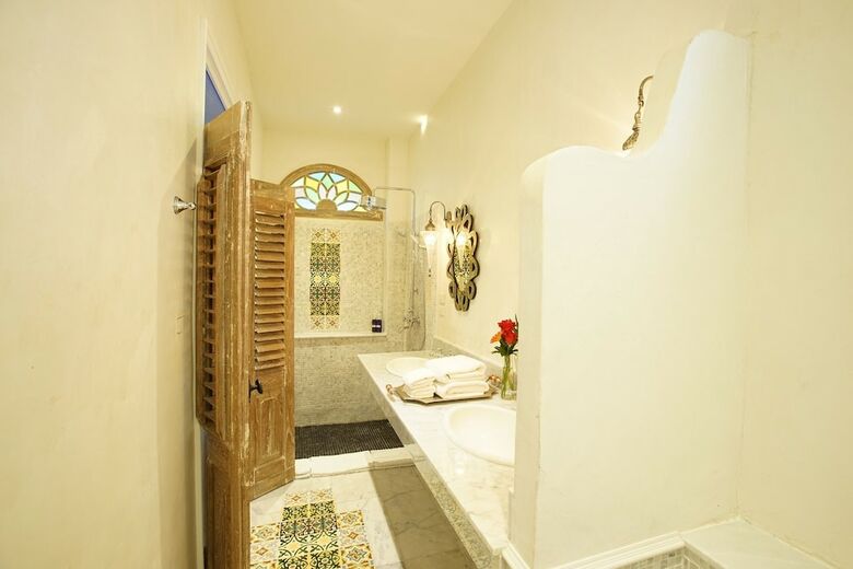 Posada At Niman Conceptual Home