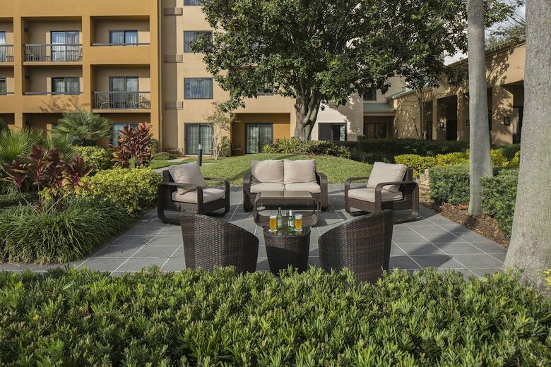 Hotel Courtyard By Marriott Orlando International Dr / Conv Cntr