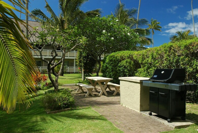Plantation Hale Suites