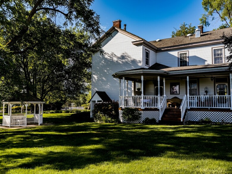 Bed & Breakfast Bybee's Historic Inn