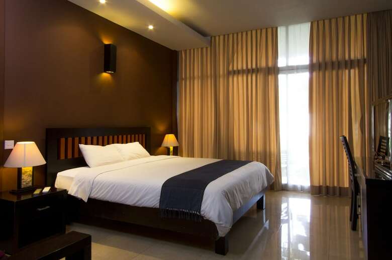 Eclipse Hotel