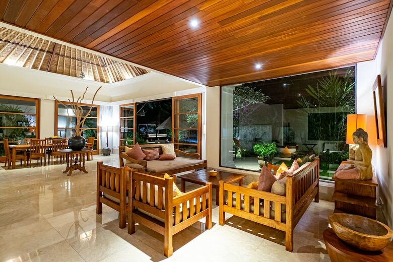 Jimbaran Beach Villas By Nakula