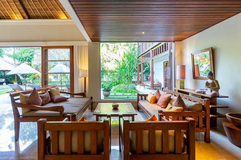 Jimbaran Beach Villas By Nakula