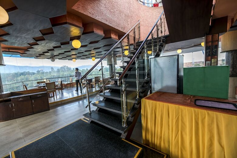 Airport Hotel
