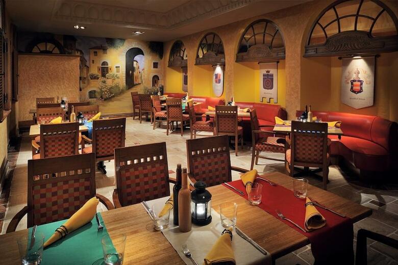 Cairo Marriott Hotel & Omar Khayyam Casino