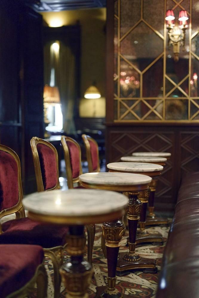 Cairo Marriott Hotel & Omar Khayyam Casino