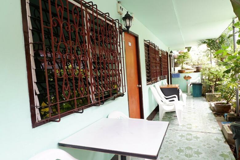 Hostal Harmony House