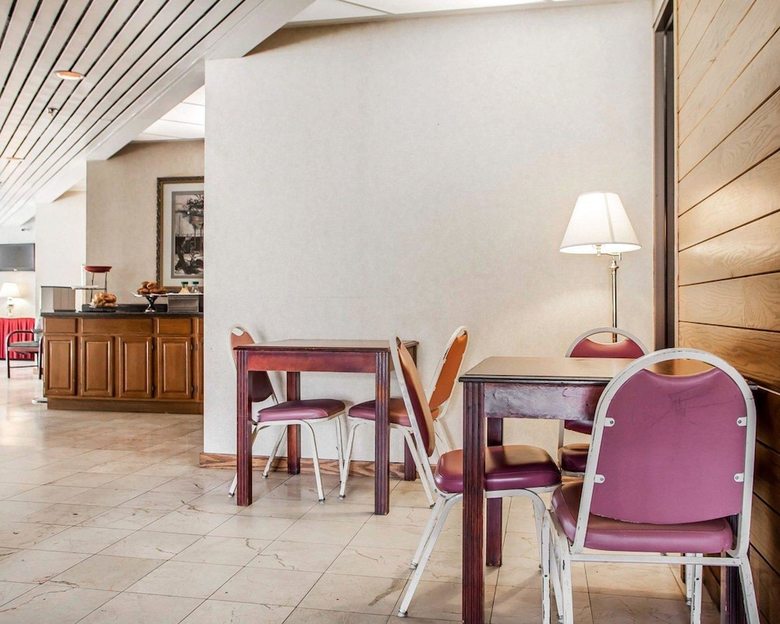 Hotel Rodeway Inn