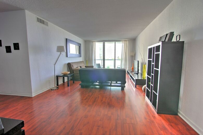 Hollywood Condos
