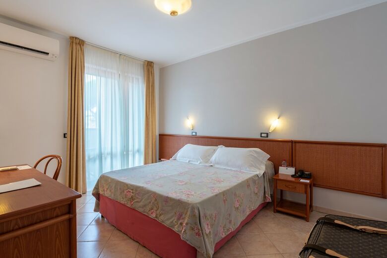Ricci Hotel
