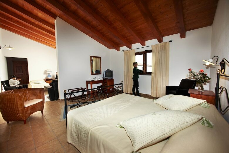 Hotel Su Baione