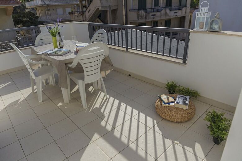 Apartamento Appartamenti Larica, Mareinsicilia