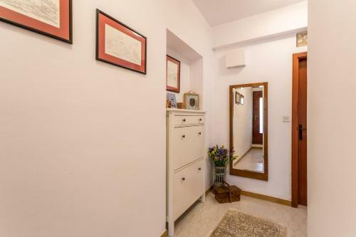 Divna Apartments And Rooms