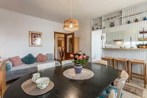 Divna Apartments And Rooms