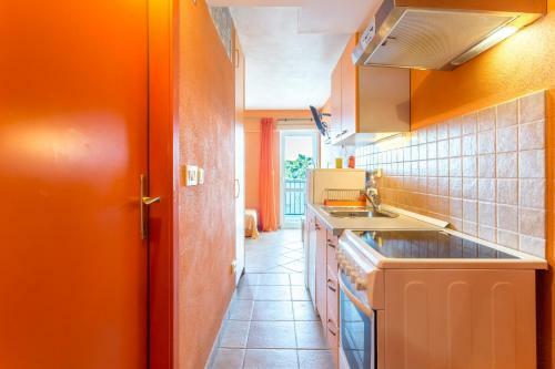Divna Apartments And Rooms