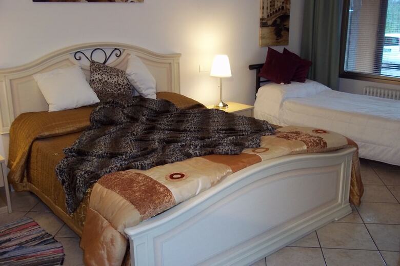Apartamento Master Camere Ed Appartamenti