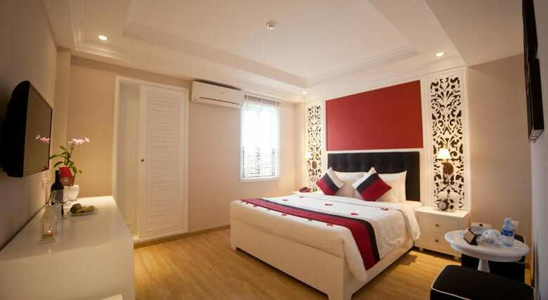 Lavender Central Hotel & Spa