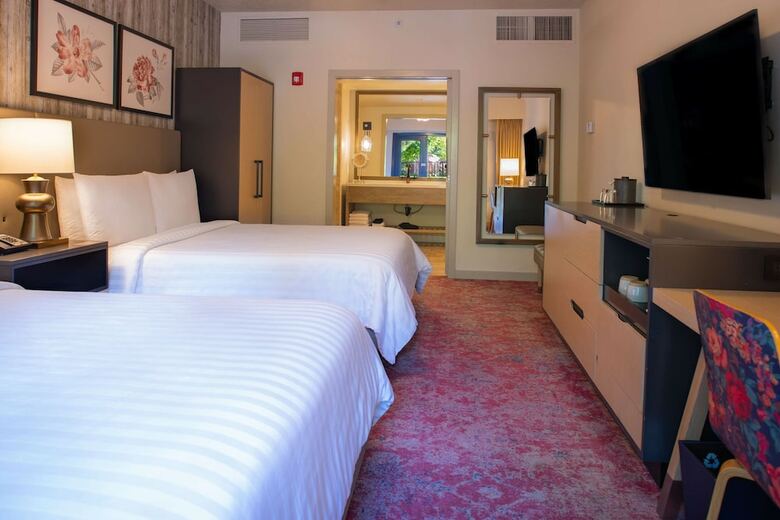 Hotel Cliffrose Springdale, Curio Collection By Hilton