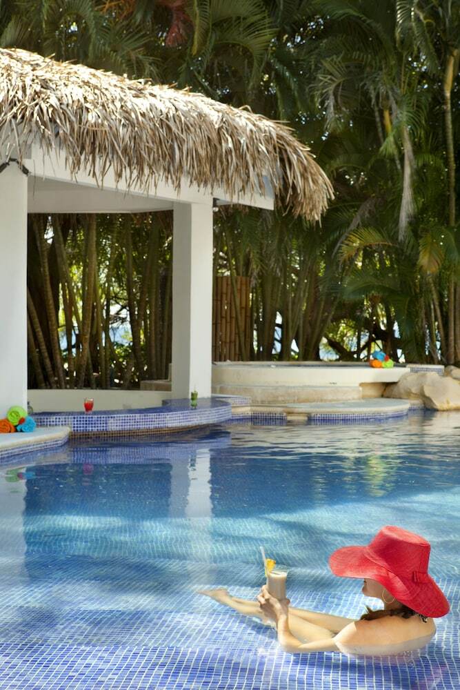Azul Ocean Club Hotel