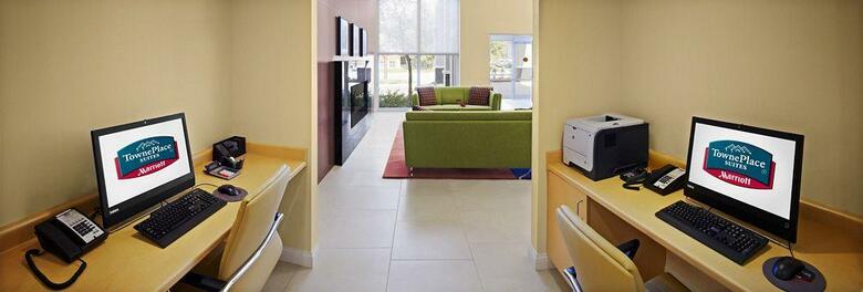 Hotel Towneplace Suites By Marriott Mississauga-arpt Corp Ctr