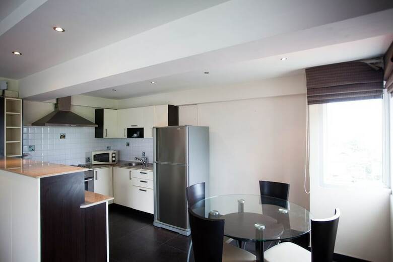 Apartamentos Galare Thong Tower