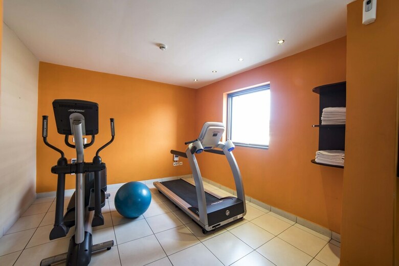 Hotel Ibis Styles Accra Airport