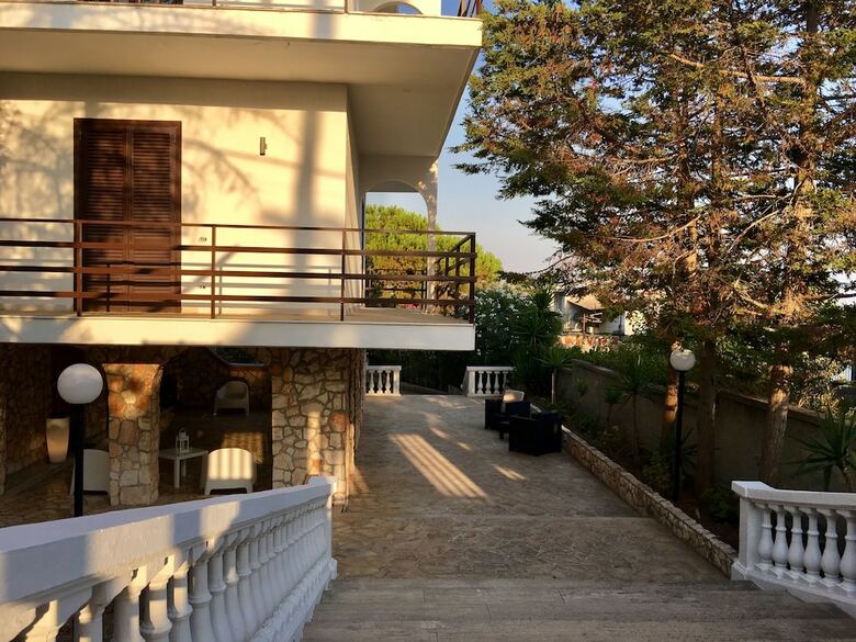Bed & Breakfast Villa Angela