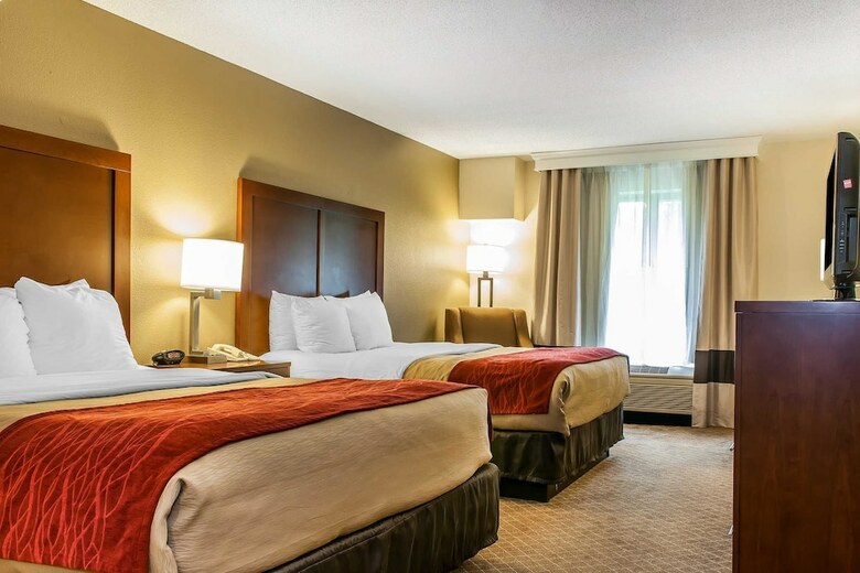 Hotel Comfort Inn East